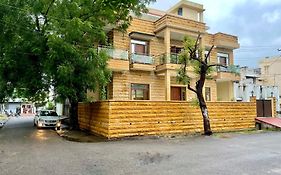 Karni Nivvas - Luxury Redefined