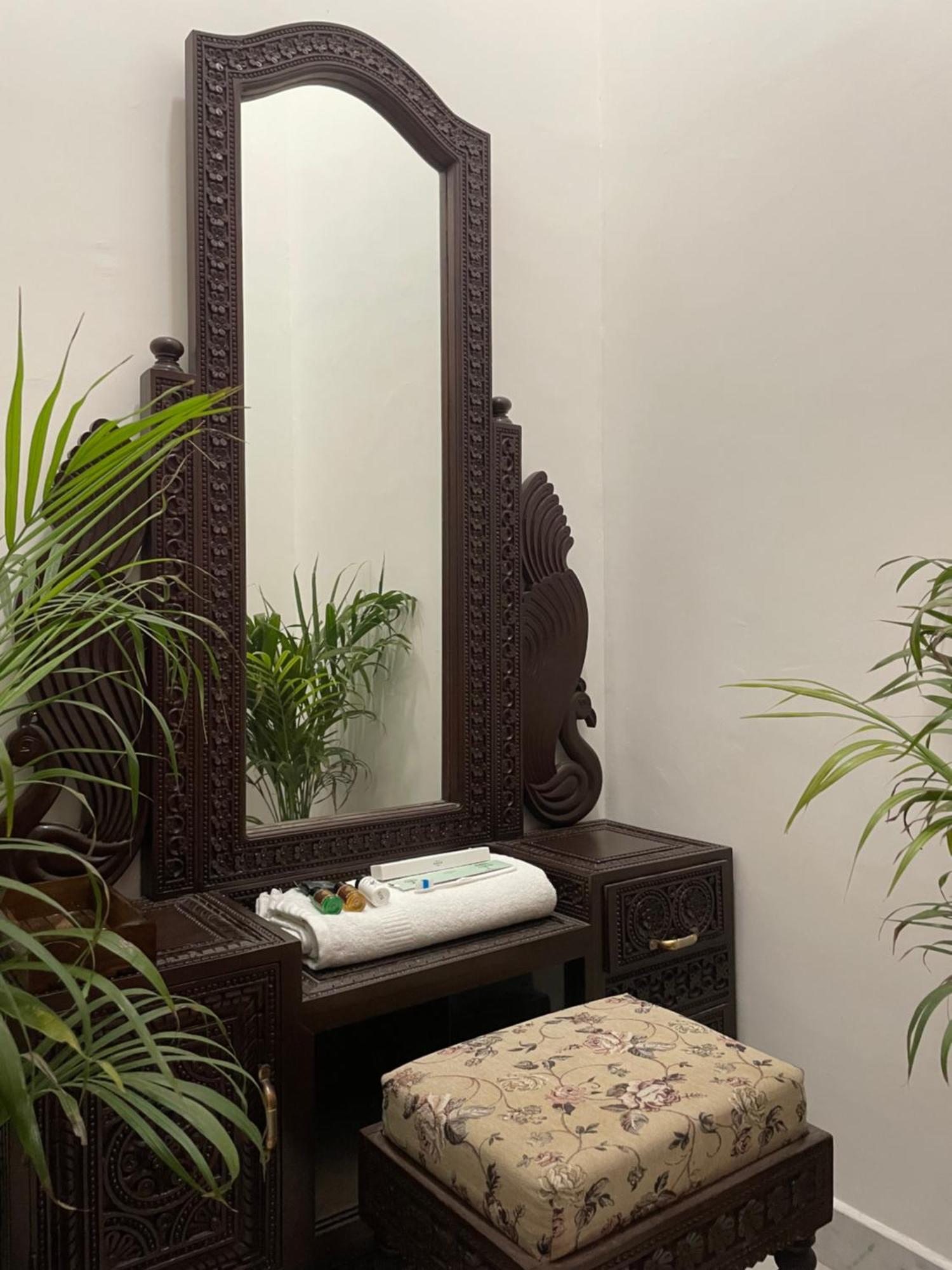 Karni Nivvas - Luxury Redefined Villa Udaipur Exterior photo